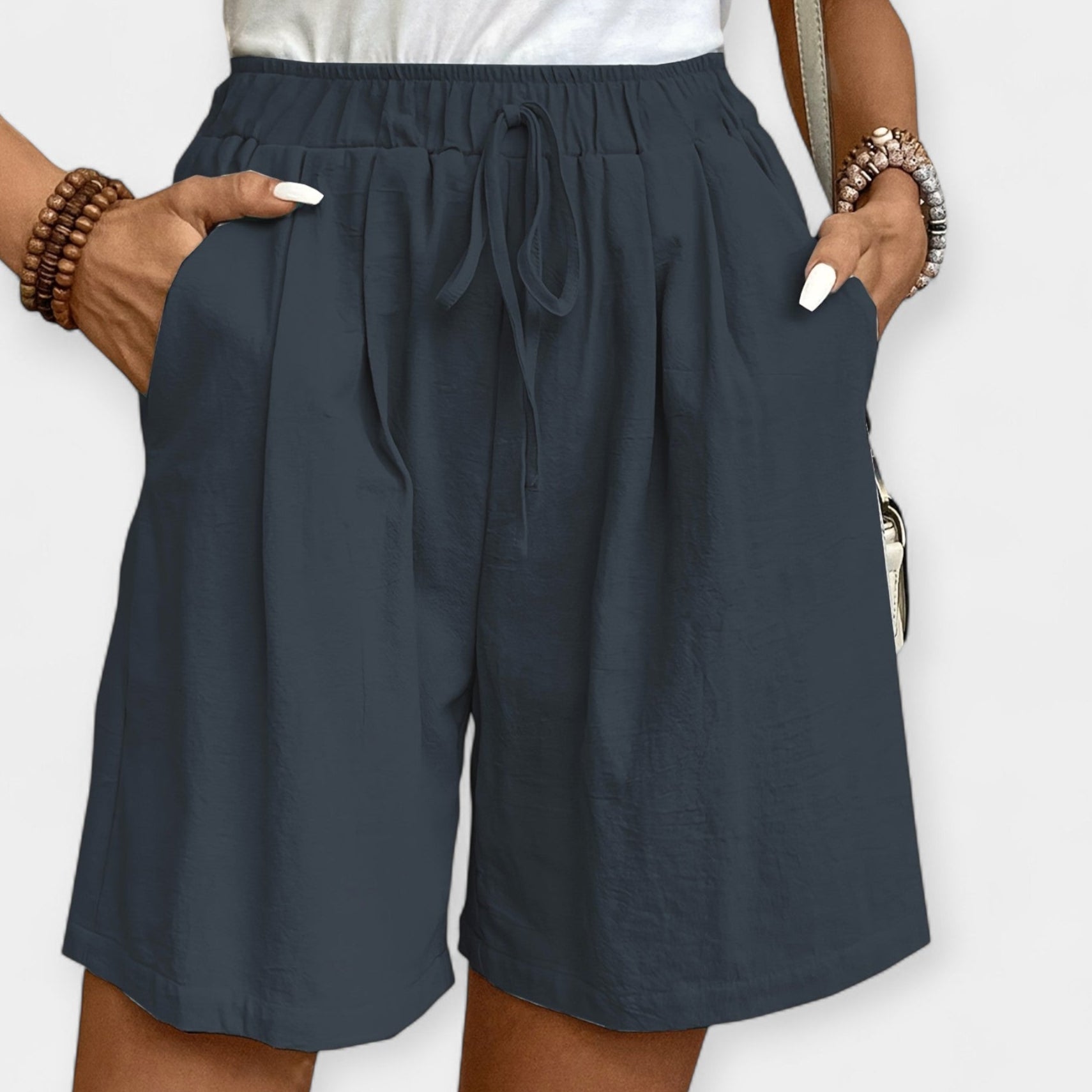 Lightweight Pants with Subtle Shine